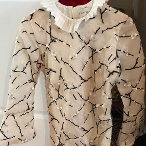 Isoude blouse boutique in Rhode Island